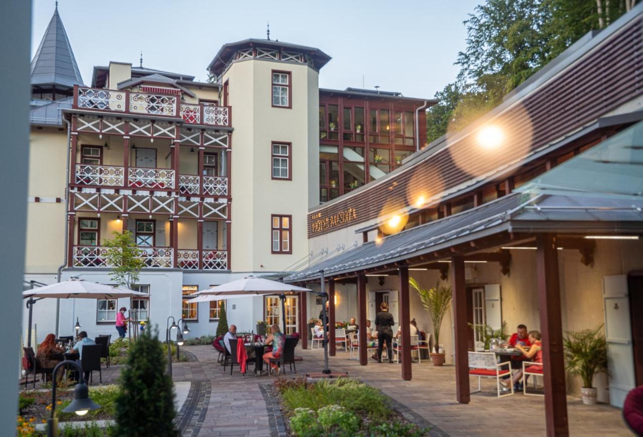 Hotel Pacsirta Sovata Exterior photo